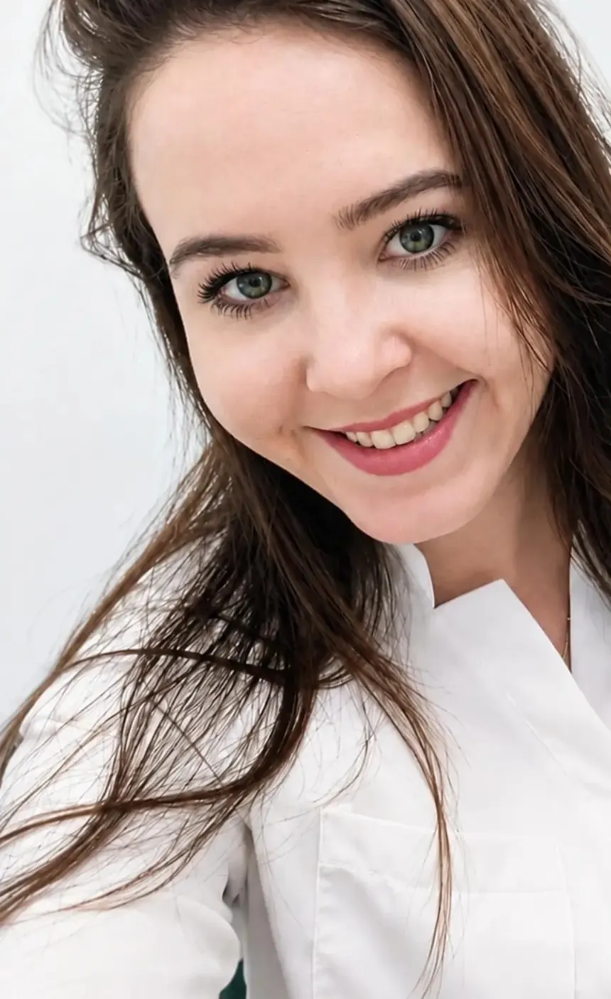 Eduarda Castro, nutricionista, sorrindo